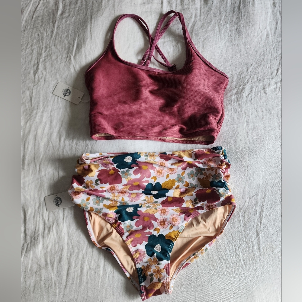 Livy and Kate Swim Suit, NWT, Midkini
